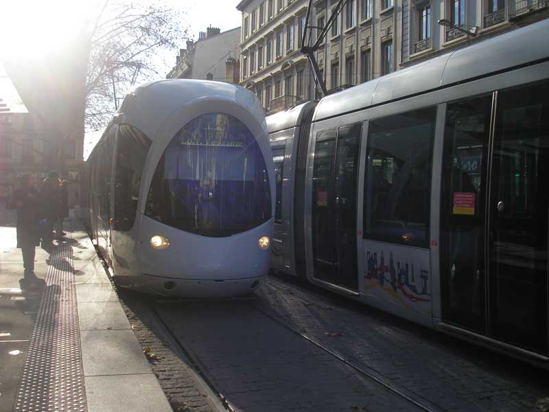 Cartes postales sonores Acoucité » Rue de Marseille  bruit du tramway